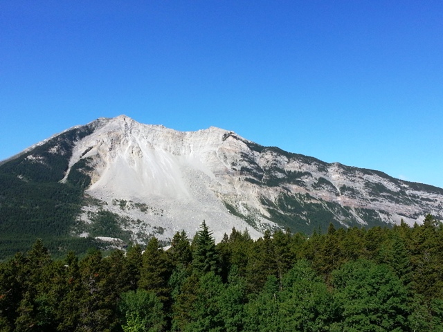 The view along the walk: Turtle Mountain – Frank Slide