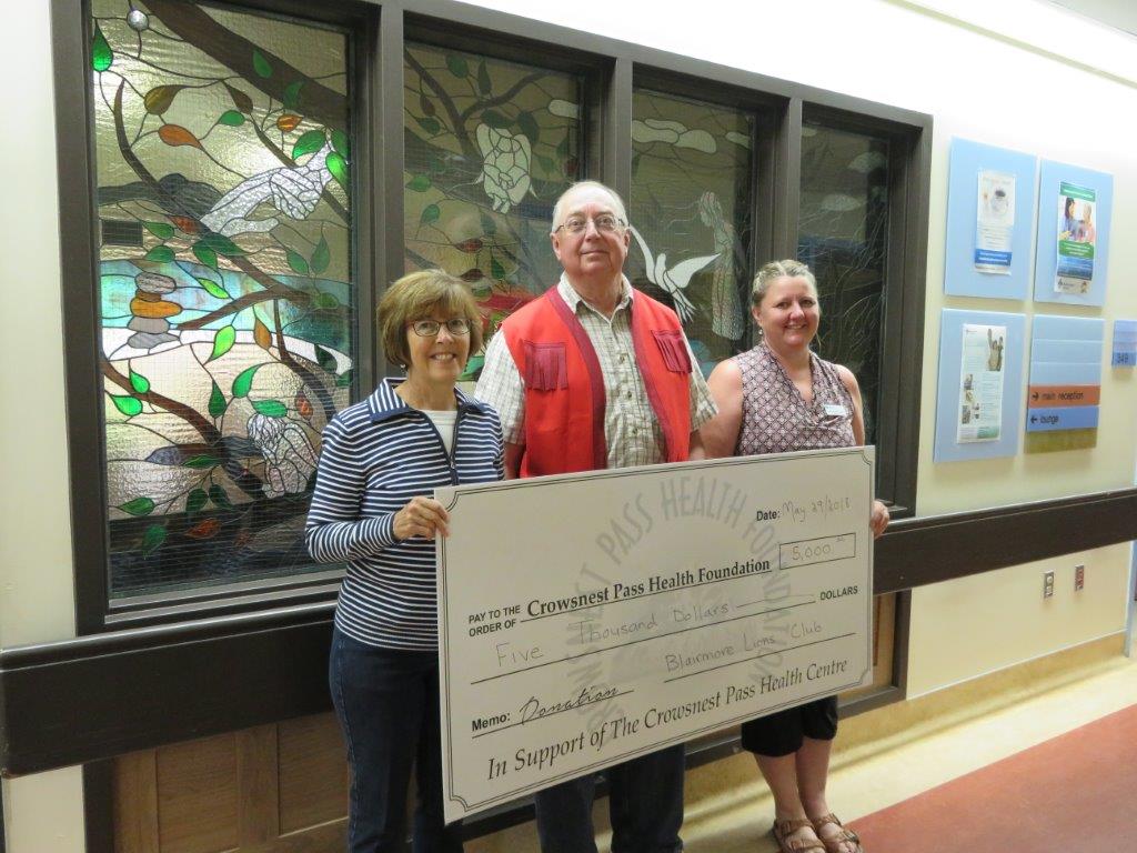 Blairmore Lions cheque presentation May 2018